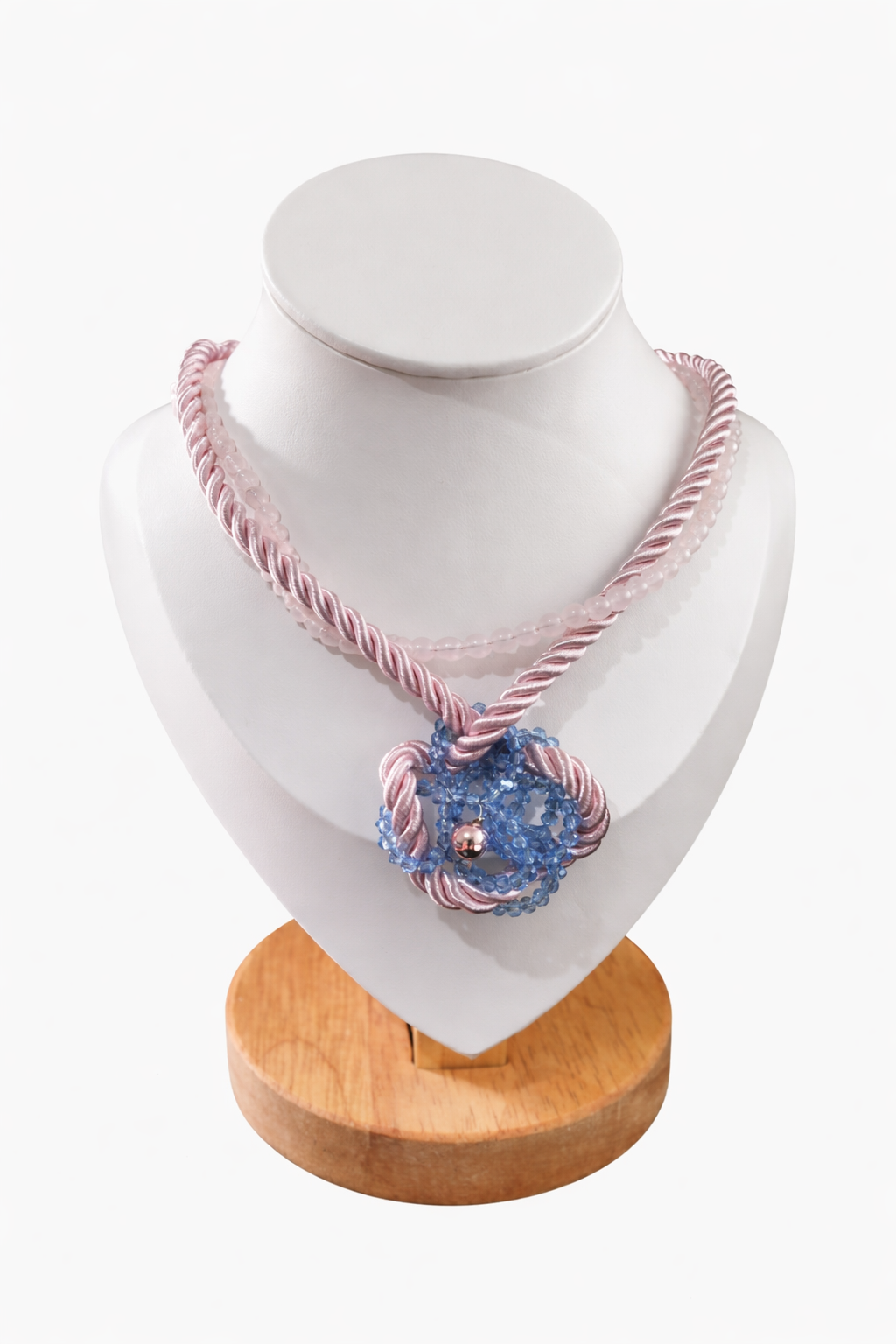 Collar de Cordón y Cuarzo