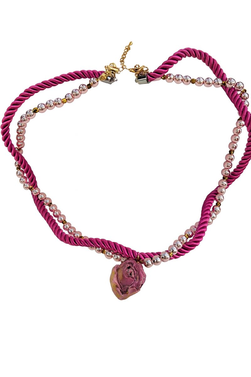 Collar de Cordón con Dije de Rosa Natural